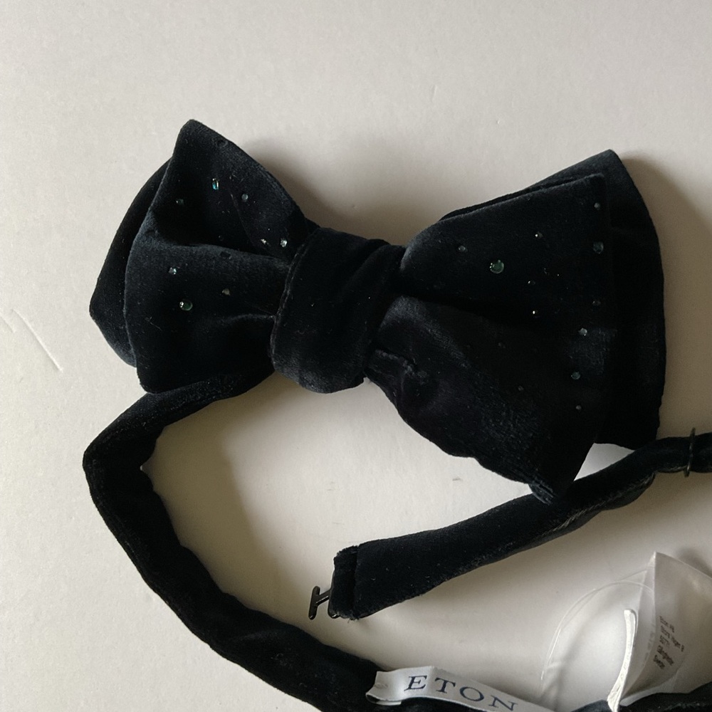 ETON MENS VELVET BOW TIE WITH SWAROVSKI CRYSTALS MIDNIGHT BLUE OS NWOT